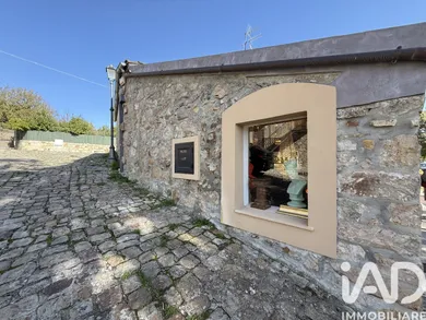 Shop/Premises commercial in Castellana Sicula