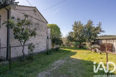 House in Monte San Vito