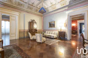 Appartamento 6 locali e più in Fermo