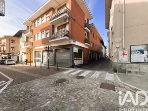 Shop/Premises commercial in Nole