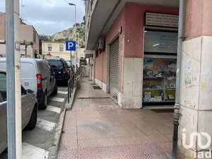 Negozio / locale commerciale in Cagliari