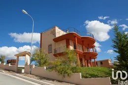 Chiatta / Casa galleggiante in Offida