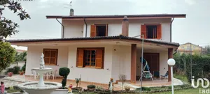 Villetta a schiera in Collecorvino