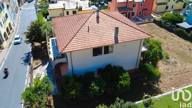 House in Tovo San Giacomo