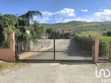 Townhouse in Controguerra