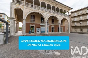 Negozio / locale commerciale in Rovato
