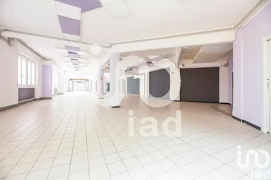 Shop/Premises commercial in Genova