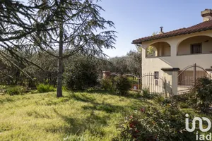 Cascina / Fattoria in Reggello