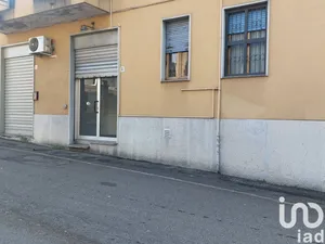 Negozio / locale commerciale in Paderno Dugnano