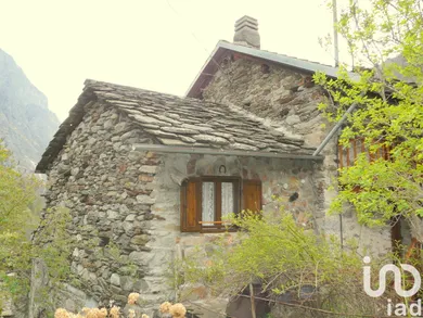 Village house in Ronco Canavese