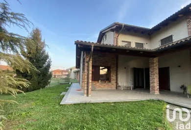 House in Riva presso Chieri