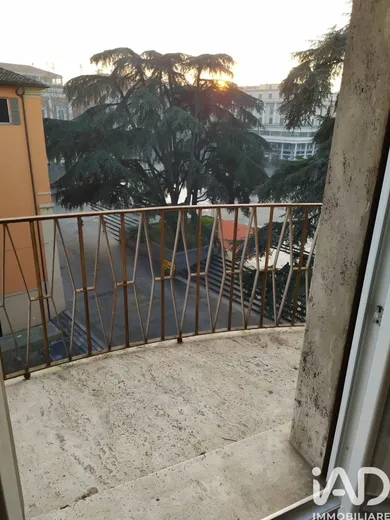 Appartamento 6 locali e più in Reggio nell'Emilia