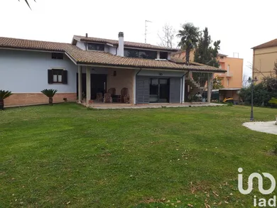 House in Mosciano Sant'Angelo