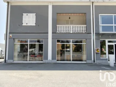 Shop/Premises commercial in Monte Porzio