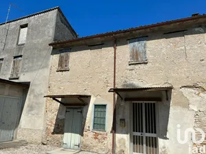 Townhouse in Ceresara