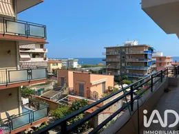 Appartamento 5 locali in Santo Stefano al Mare
