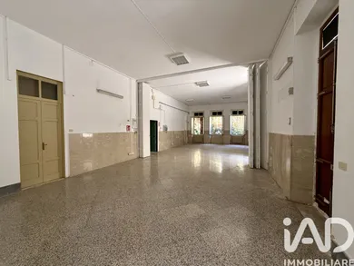 Shop/Premises commercial in Cefalù