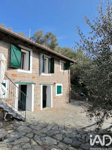 Casa/Villa in Apricale