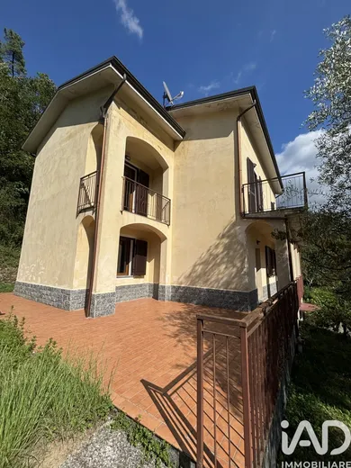 Townhouse in Borghetto di Vara