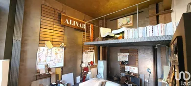 Shop/Premises commercial in Genova