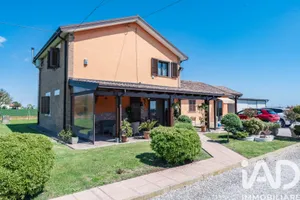 Casa/Villa in Ostellato