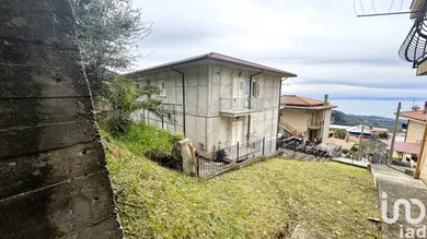 House in Falerna