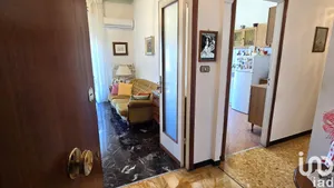 Appartamento 6 locali e più in Genova