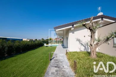 House in Soiano del Lago