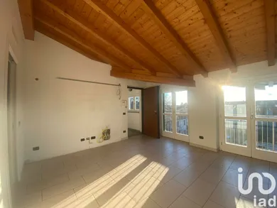 Appartamento in Gavirate