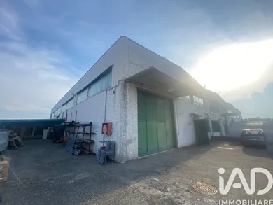 Capannone in Volpiano