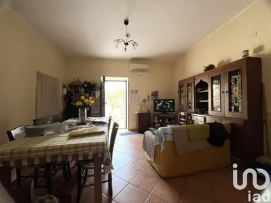 Apartment in Longobardi