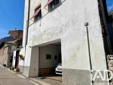 Building in Mori