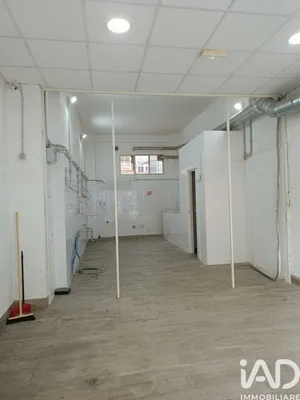 Shop/Premises commercial in Roma