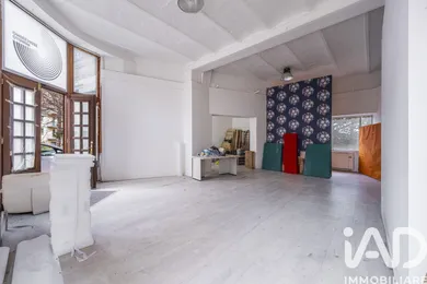 Shop/Premises commercial in Macerata
