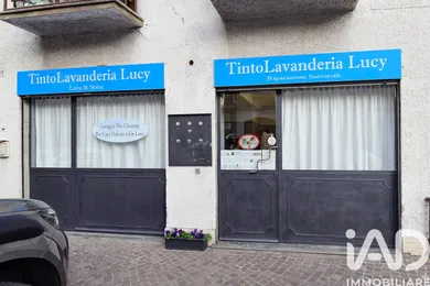Shop/Premises commercial in Seveso