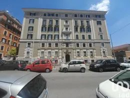 Appartamento 5 locali in Roma