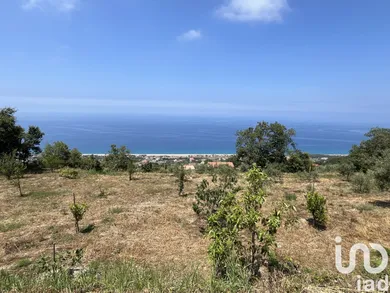 Townhouse in Longobardi