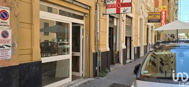 Shop/Premises commercial in Genova