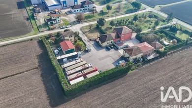 Villa padronale in Jolanda di Savoia