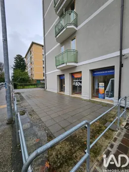 Shop/Premises commercial in Mantova
