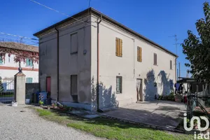 Casa/Villa in Migliarino