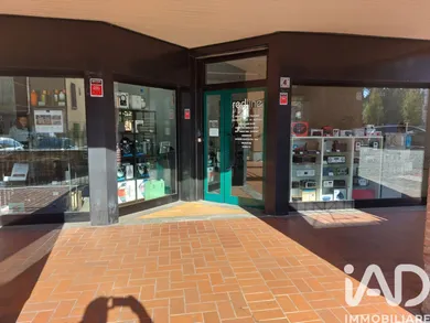 Shop/Premises commercial in Paderno Dugnano