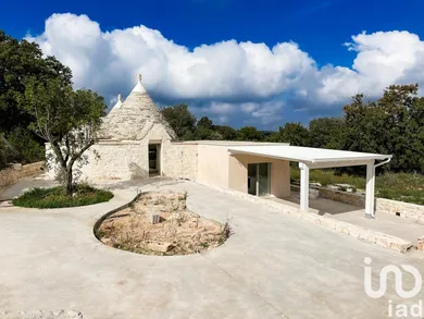 Townhouse in Cisternino
