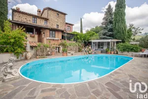 Cascina / Fattoria in Castel del Piano