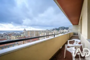 Appartamento 6 locali e più in Genova
