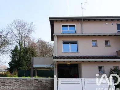 Townhouse in Correggio