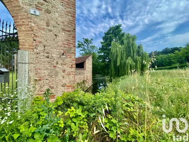 Park home in Solferino