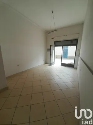 Shop/Premises commercial in Notaresco