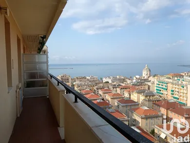 Apartment in Genova