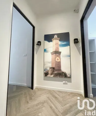 Business premises in Genova